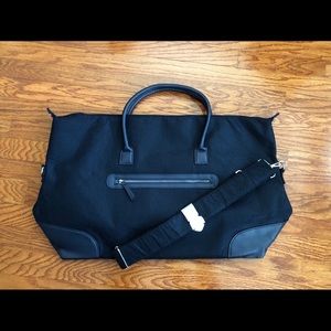 NWT DSW Navy Duffel Bag